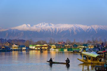 Chandigarh to Srinagar Taxi Service